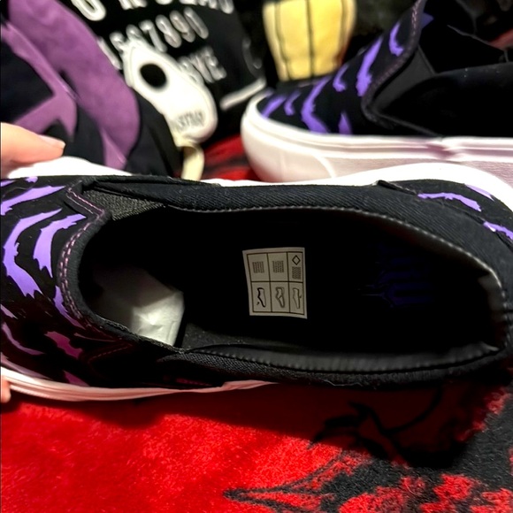 YRU Goth Women’s Purple and Black Bat Slip On Sneakers Size 10 New Without Box - Picture 3 of 6